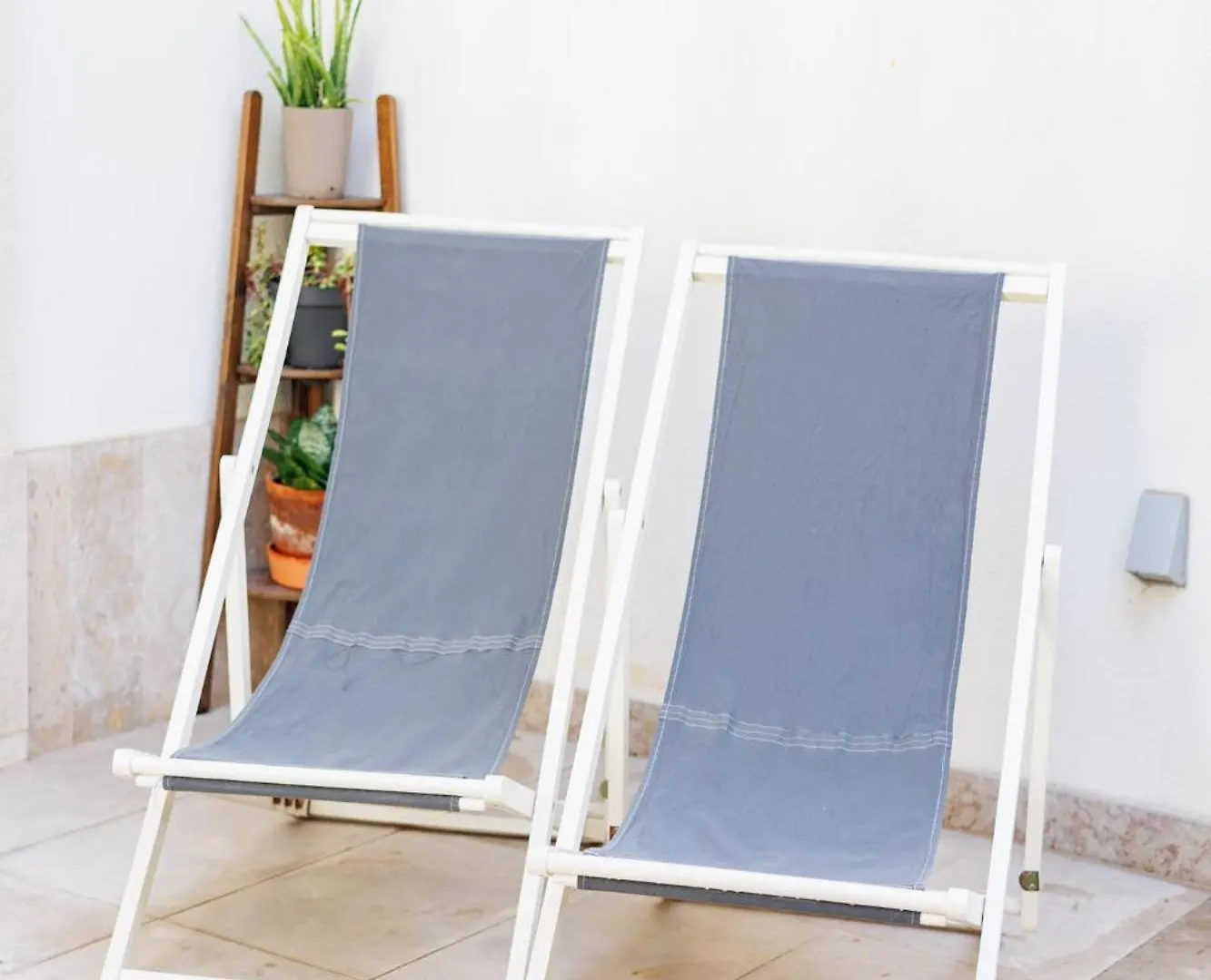 Lisbon Sunny Terrace Lapa Santos Apartment
