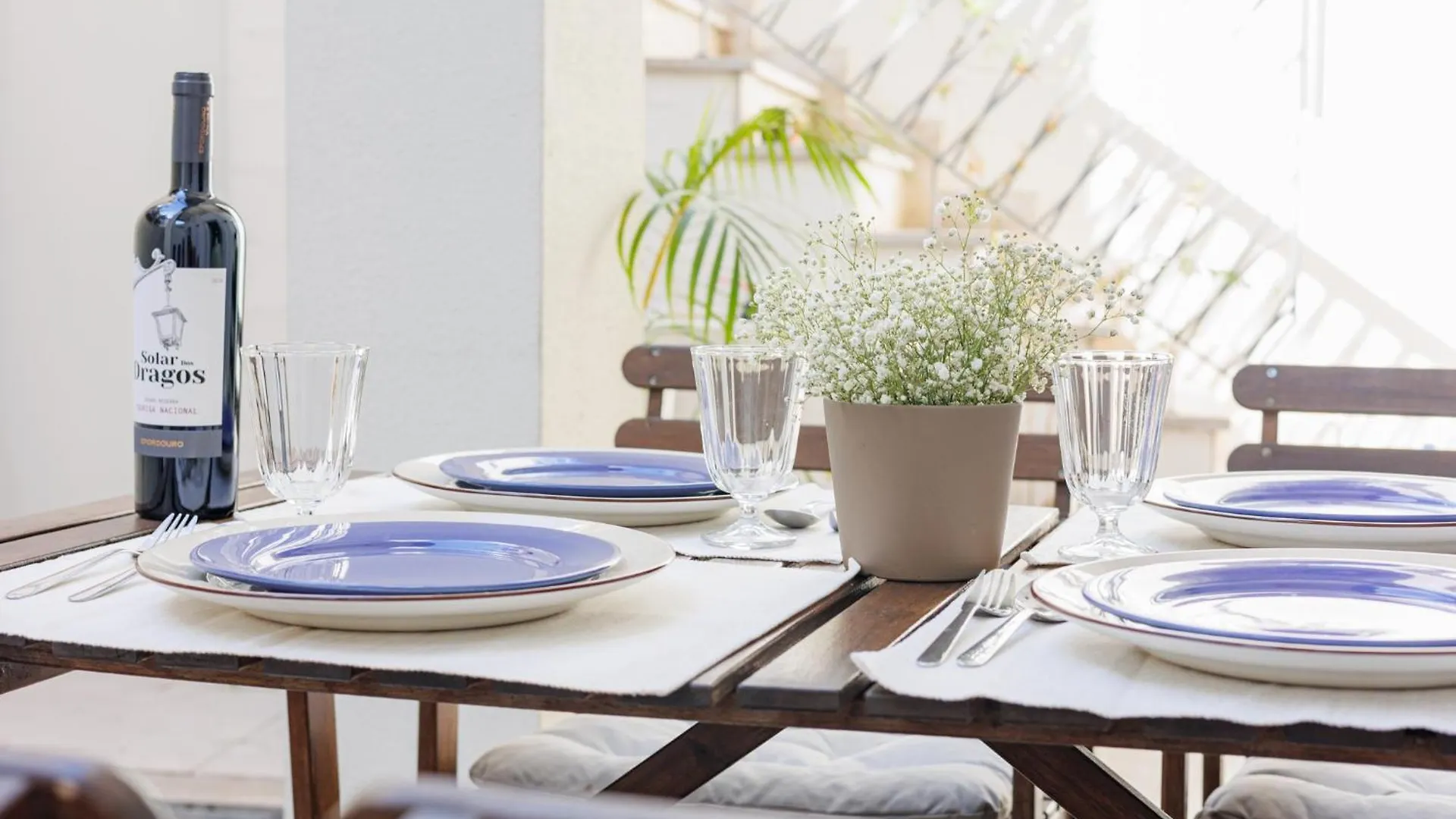 Lisbon Sunny Terrace Lapa Santos Apartment